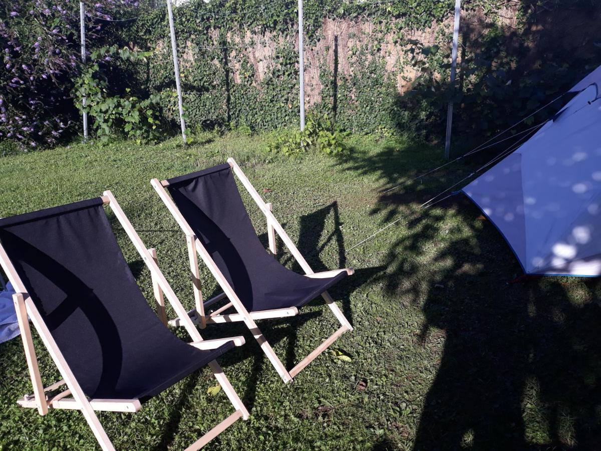 Camping Under The Walnut In Your Own Tent On A Shared Lot And Shared Bathroom 卢布尔雅那 外观 照片